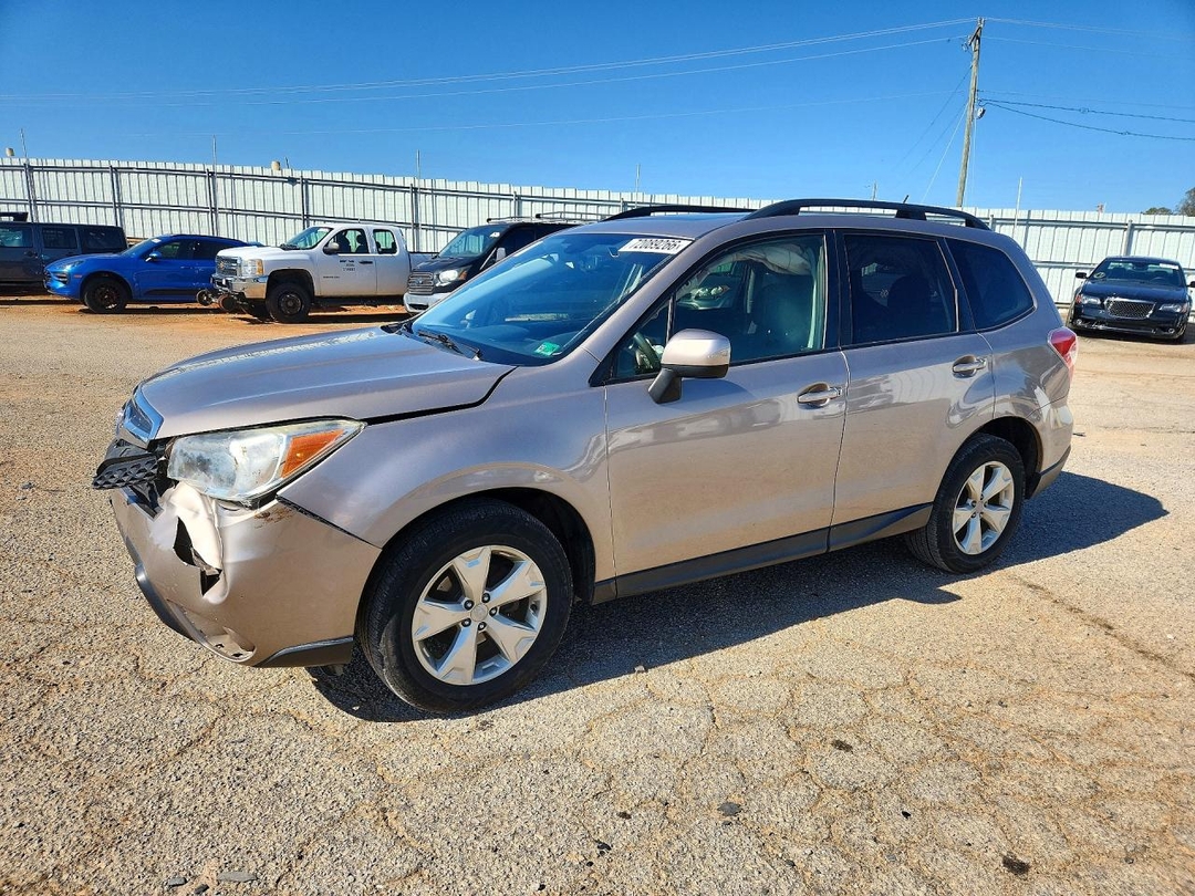 Vue de 2015 SUBARU FORESTER 2.5I PREMIUM, angle 1