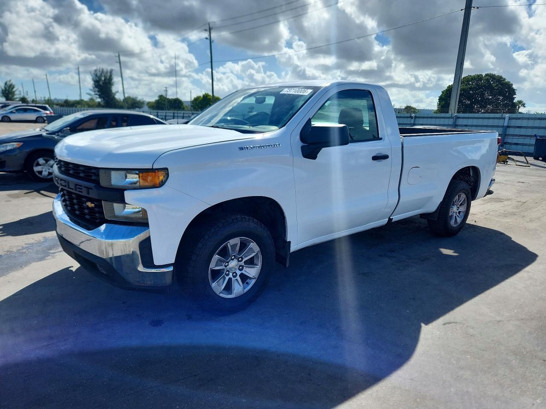 2020 CHEVROLET SILVERADO C1500 view, angle 1