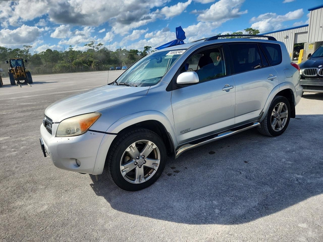 Vue de 2008 TOYOTA RAV4 SPORT, angle 1
