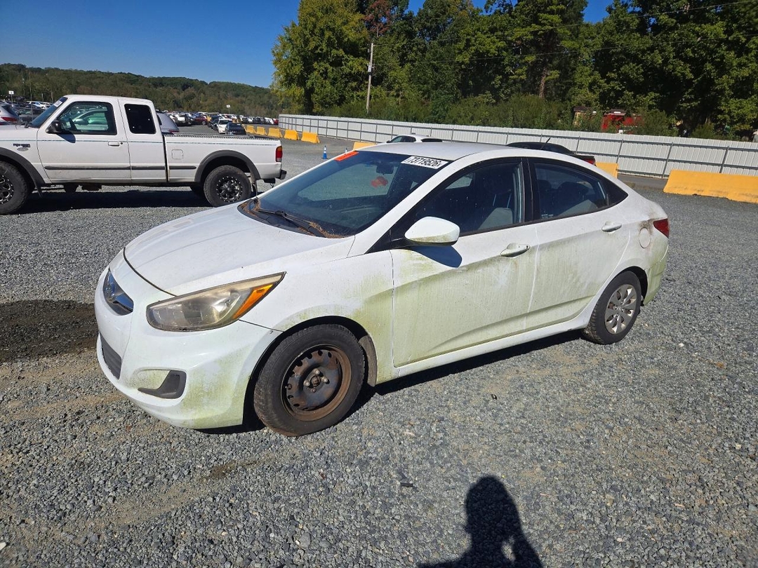 2016 HYUNDAI ACCENT SE view, angle 1
