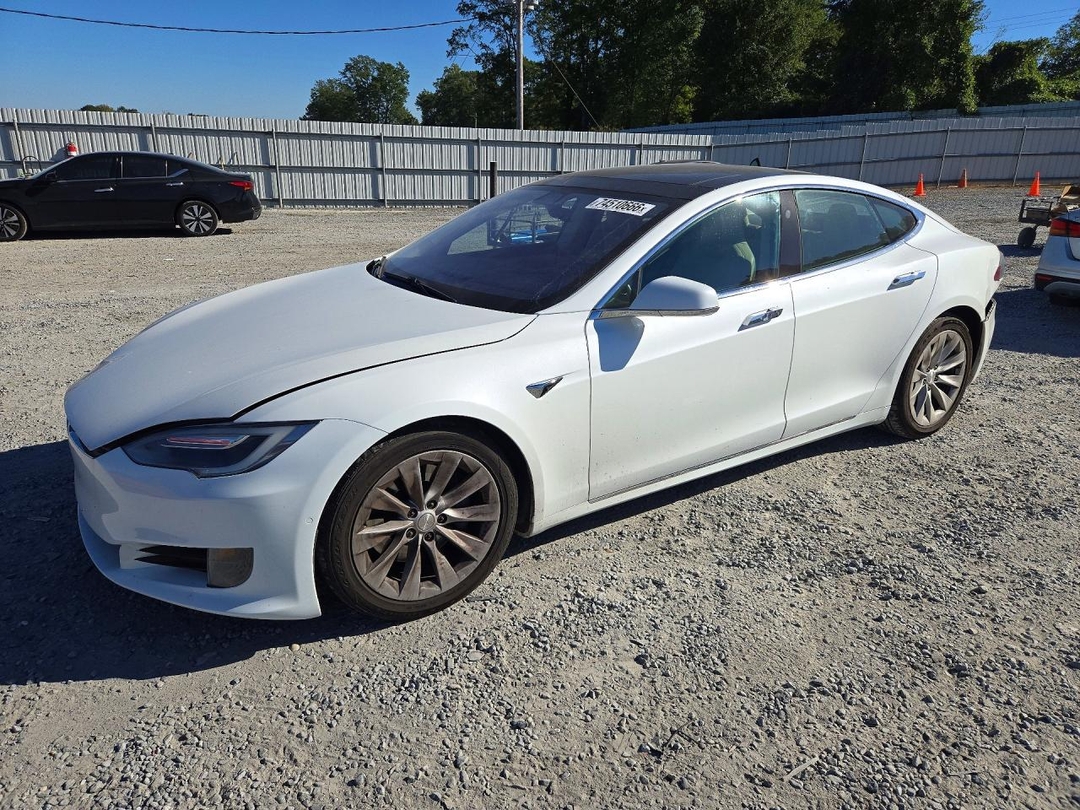 منظر 2016 TESLA MODEL S، زاوية 1