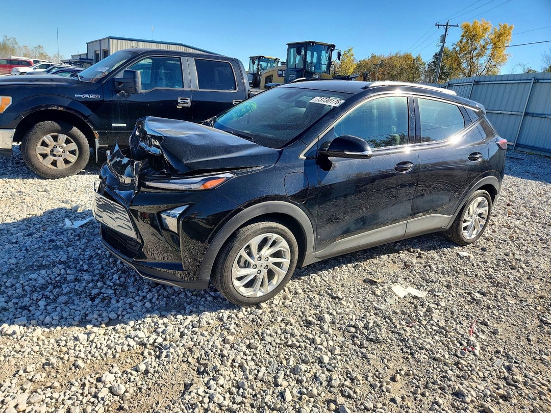 Vista de 2023 CHEVROLET BOLT EUV LT, ángulo 1