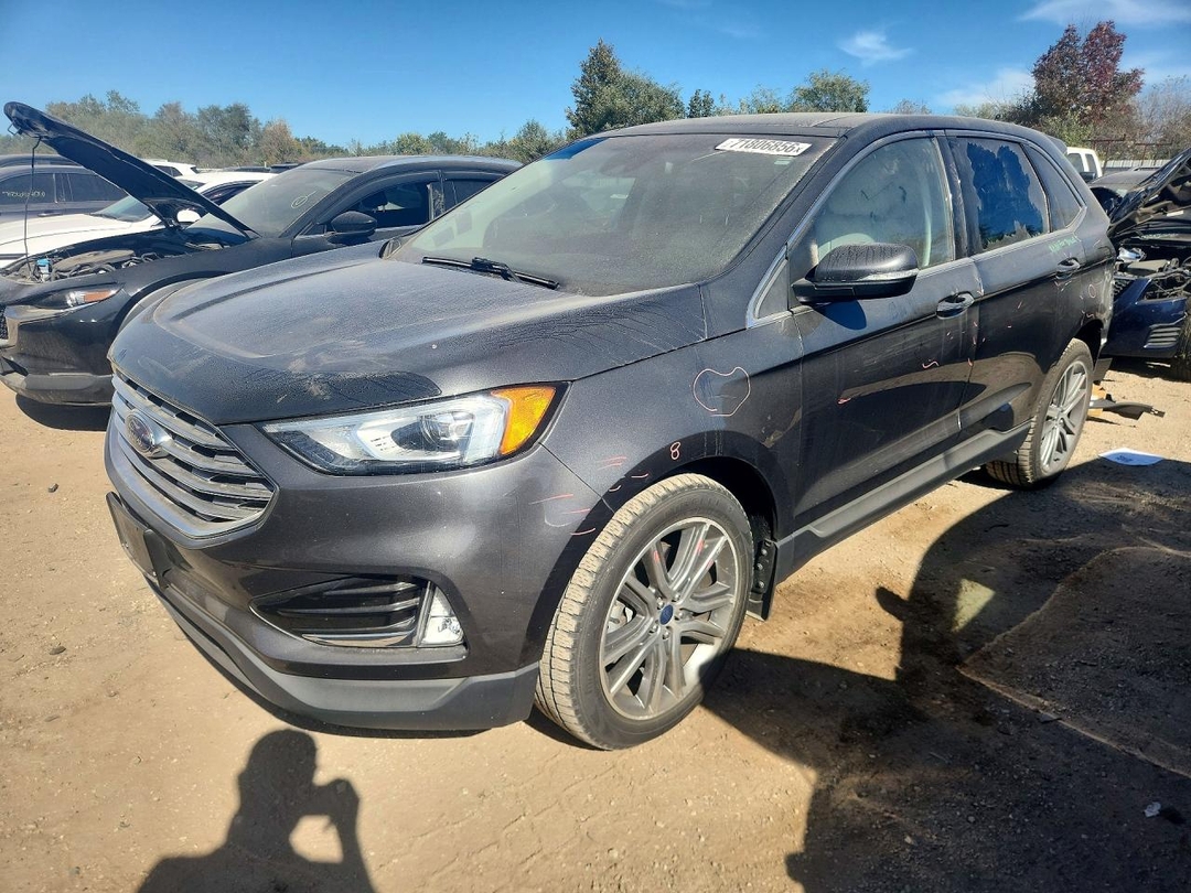 2019 FORD EDGE TITANIUM view, angle 1