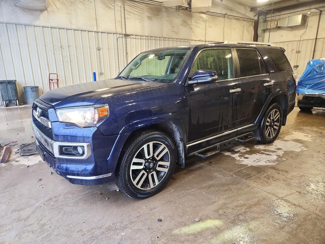 Vue de 2016 TOYOTA 4RUNNER LIMITED, angle 1