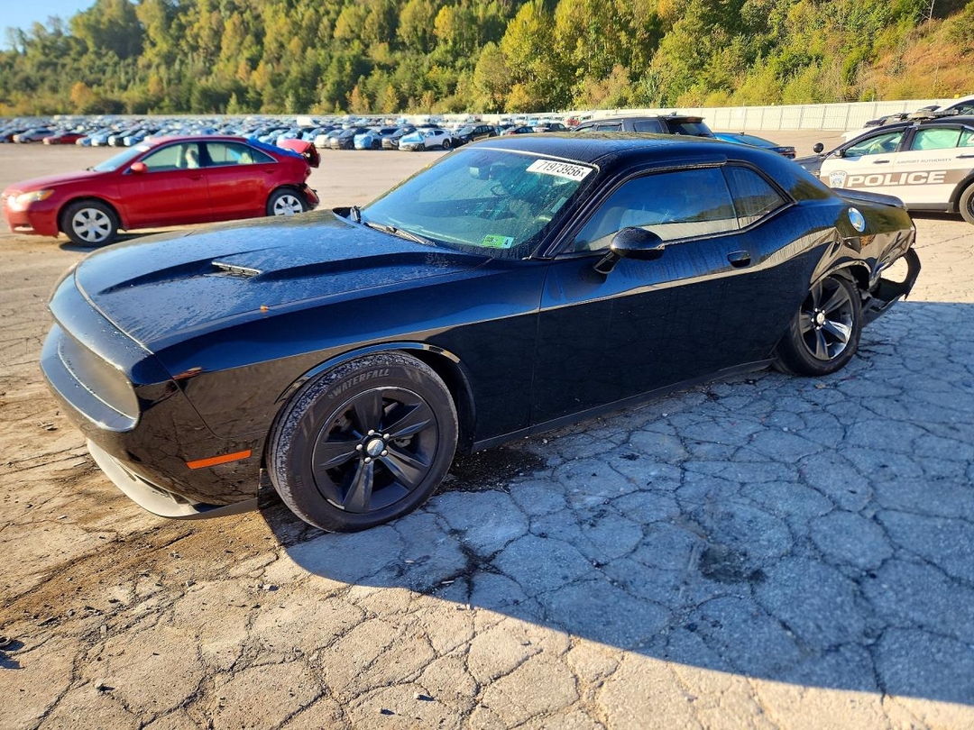 Vedere 2018 DODGE CHALLENGER SXT, unghi 1
