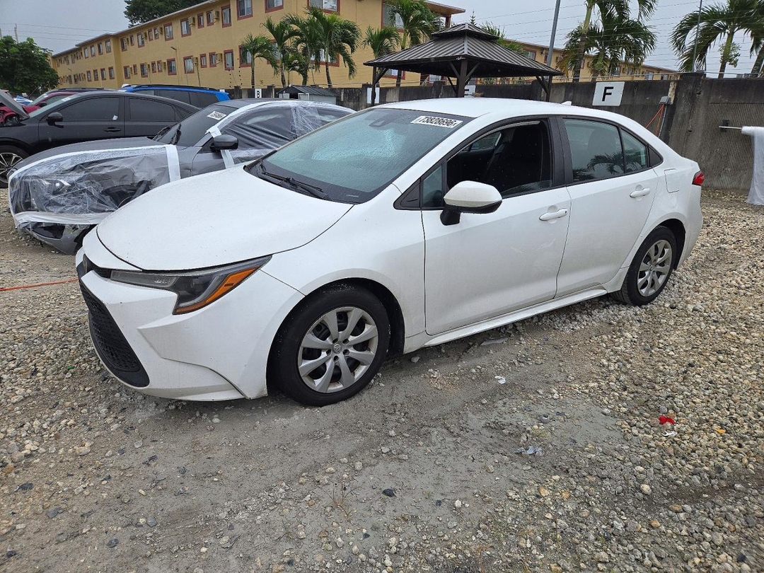Vue de 2022 TOYOTA COROLLA, angle 1