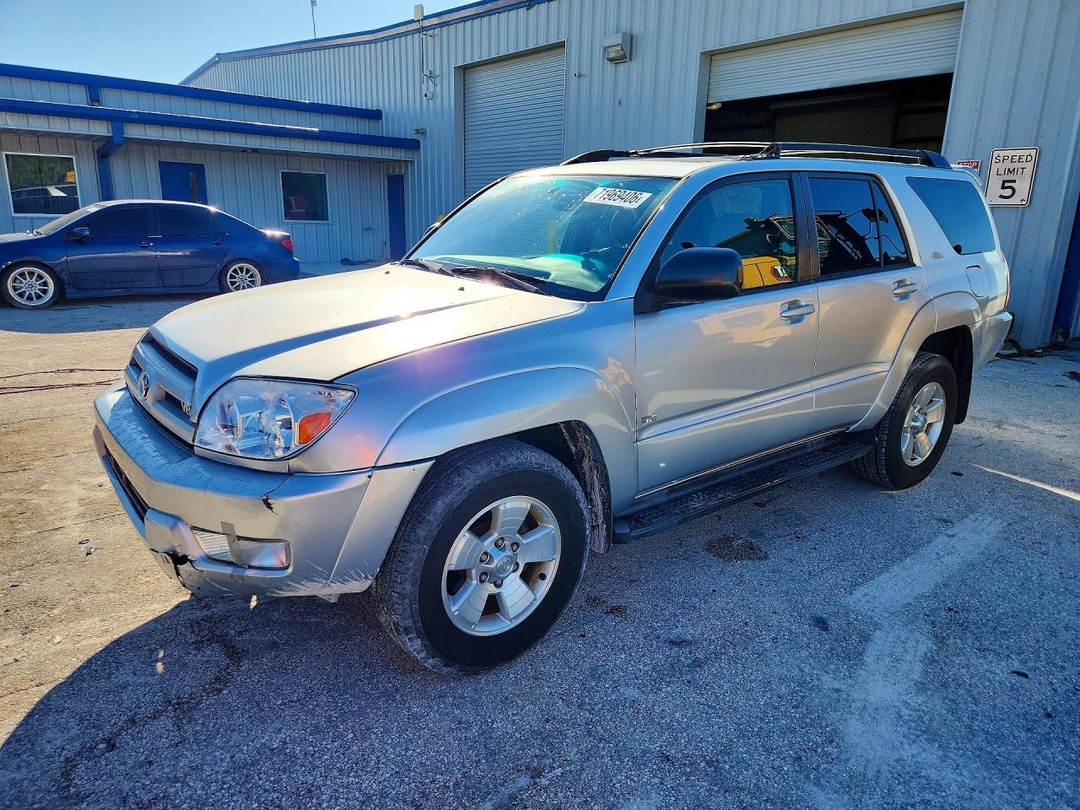 Вид 2004 TOYOTA 4RUNNER SR5, угол 1