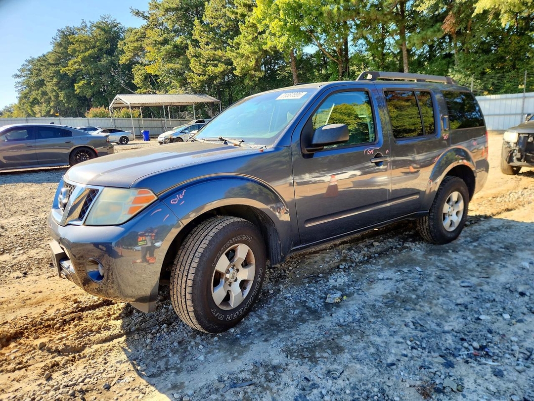Vue de 2010 NISSAN PATHFINDER S FE+, angle 1