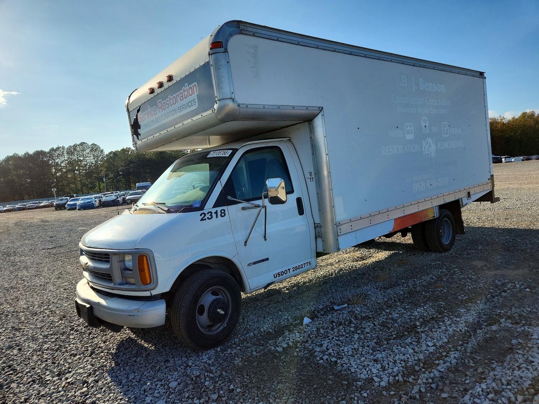 Vue de 2000 CHEVROLET EXPRESS G3500, angle 1