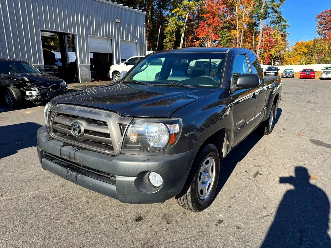 منظر 2009 TOYOTA TACOMA BASE، زاوية 1