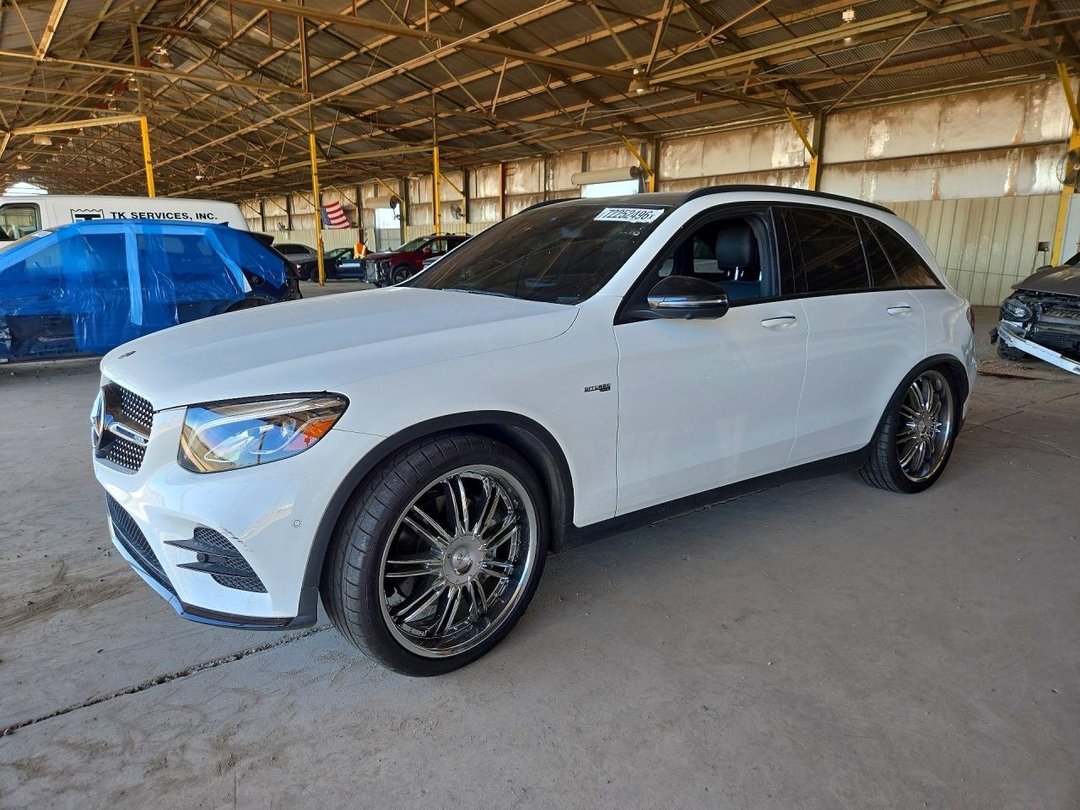 منظر 2018 MERCEDES-BENZ GLC 43 4MATIC AMG، زاوية 1
