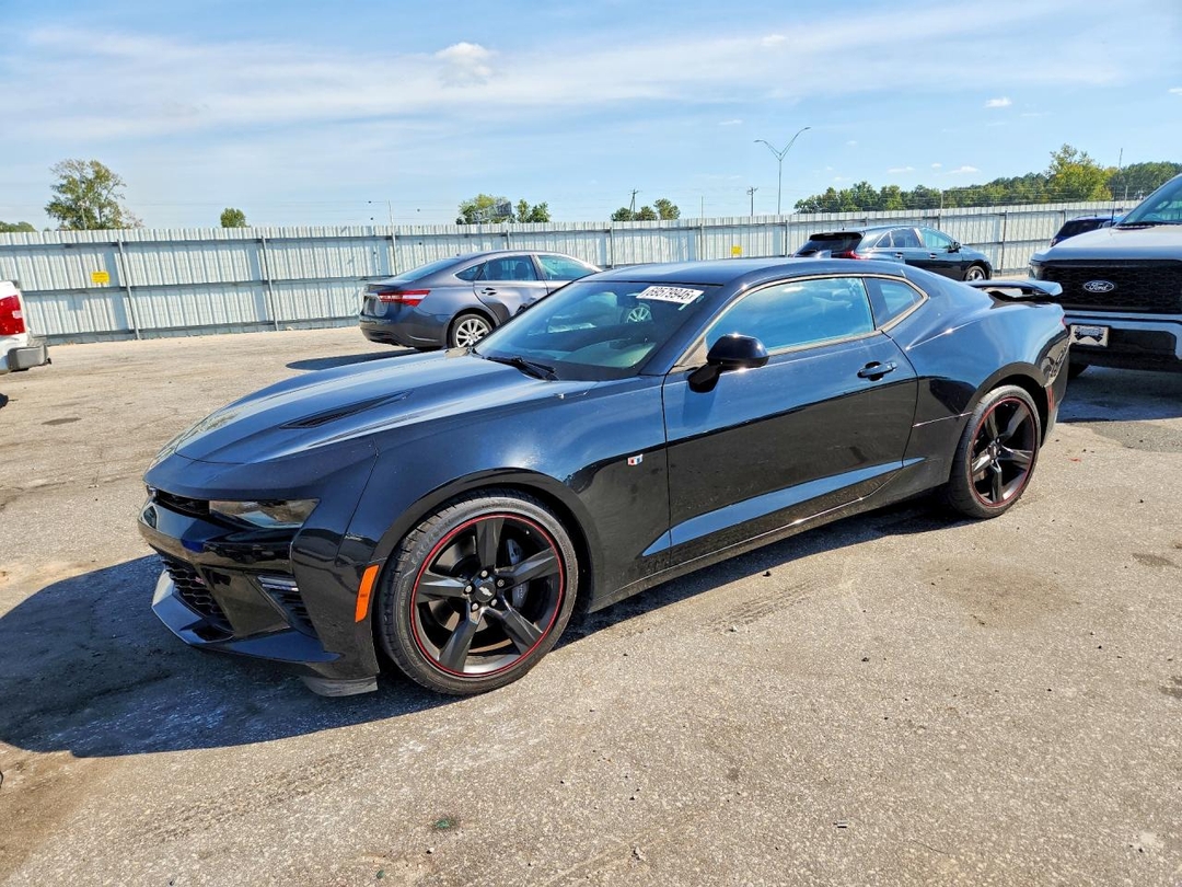 Вид 2016 CHEVROLET CAMARO SS, угол 1