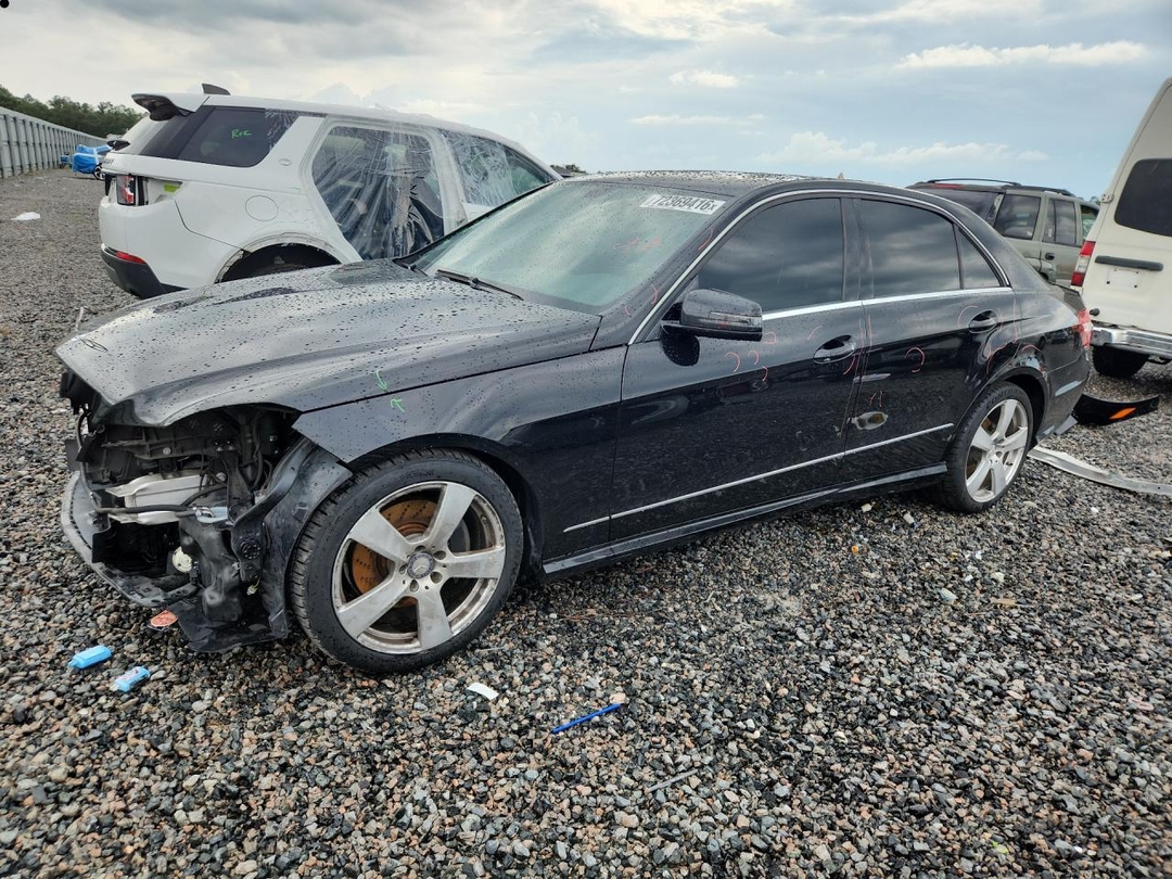 Vista de 2011 MERCEDES-BENZ E 350, ángulo 1