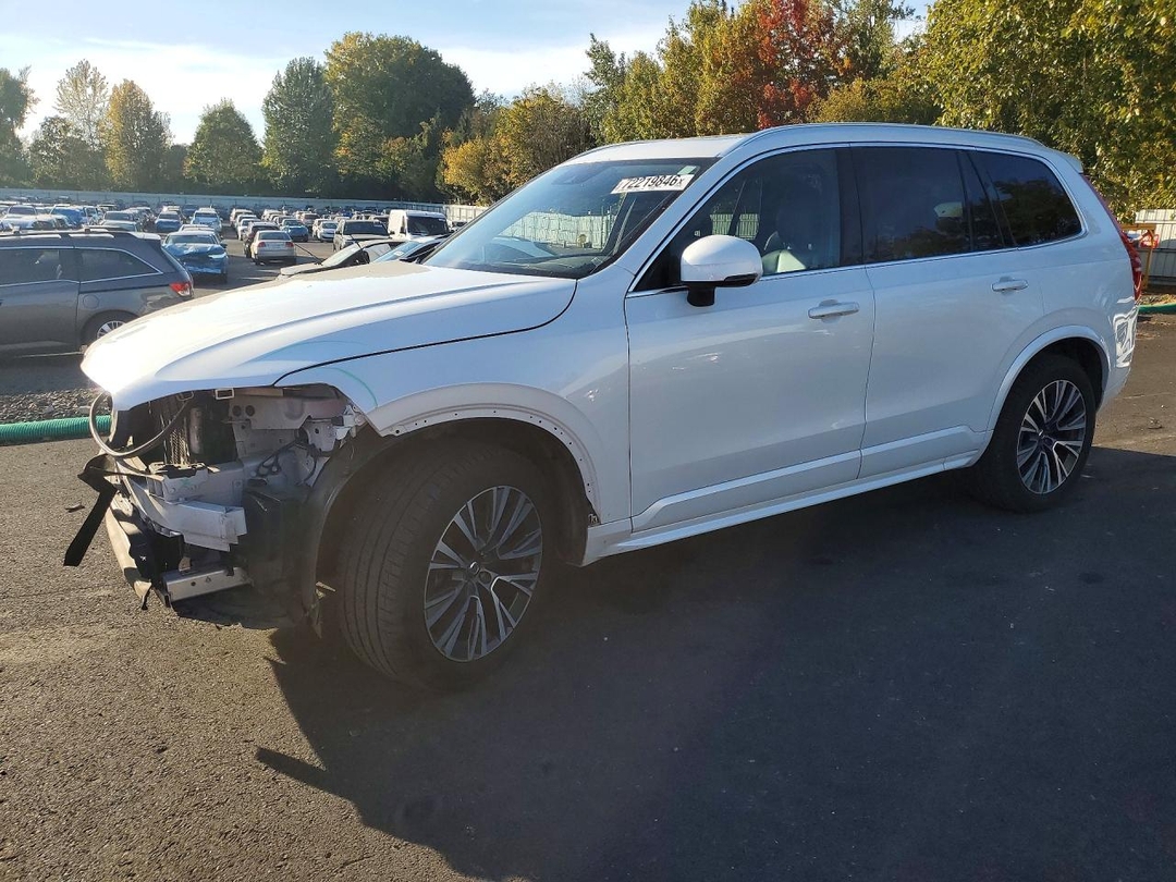منظر 2020 VOLVO XC90 T5 MOMENTUM، زاوية 1