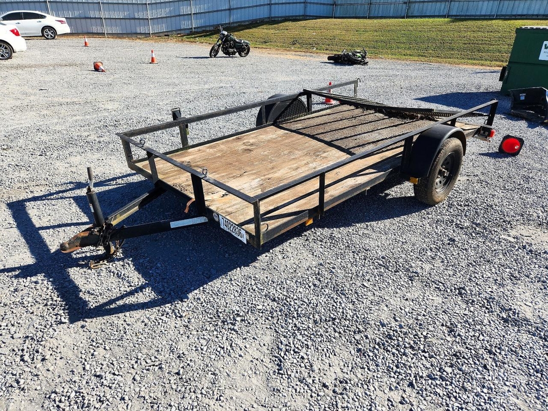 Vue de 2022 TRIPLE CROWN UTILITY TRAILER, angle 1