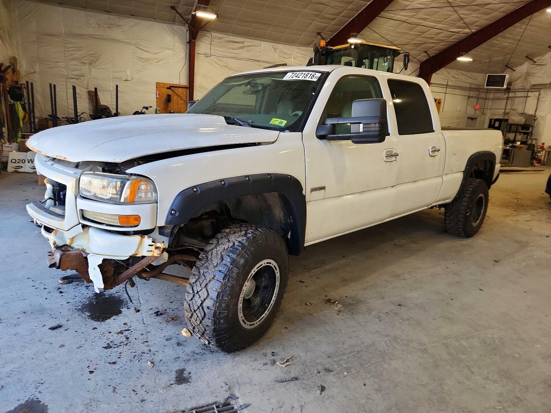 Vista de 2007 GMC SIERRA K2500 HEAVY DUTY, ángulo 1
