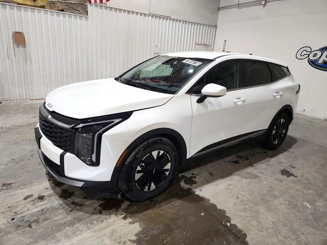 Vue de 2027 KIA SPORTAGE HYBRID LX, angle 1