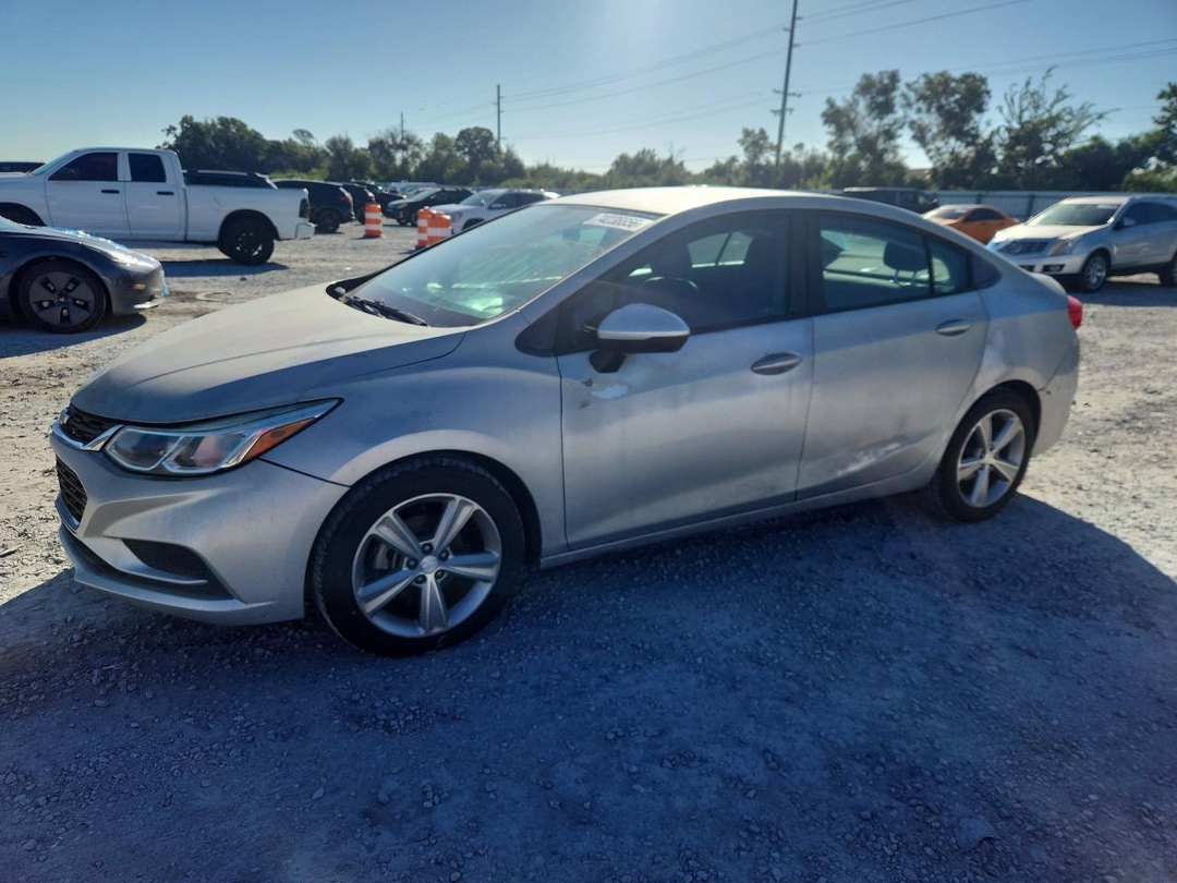 Vista de 2016 CHEVROLET CRUZE LS, ángulo 1