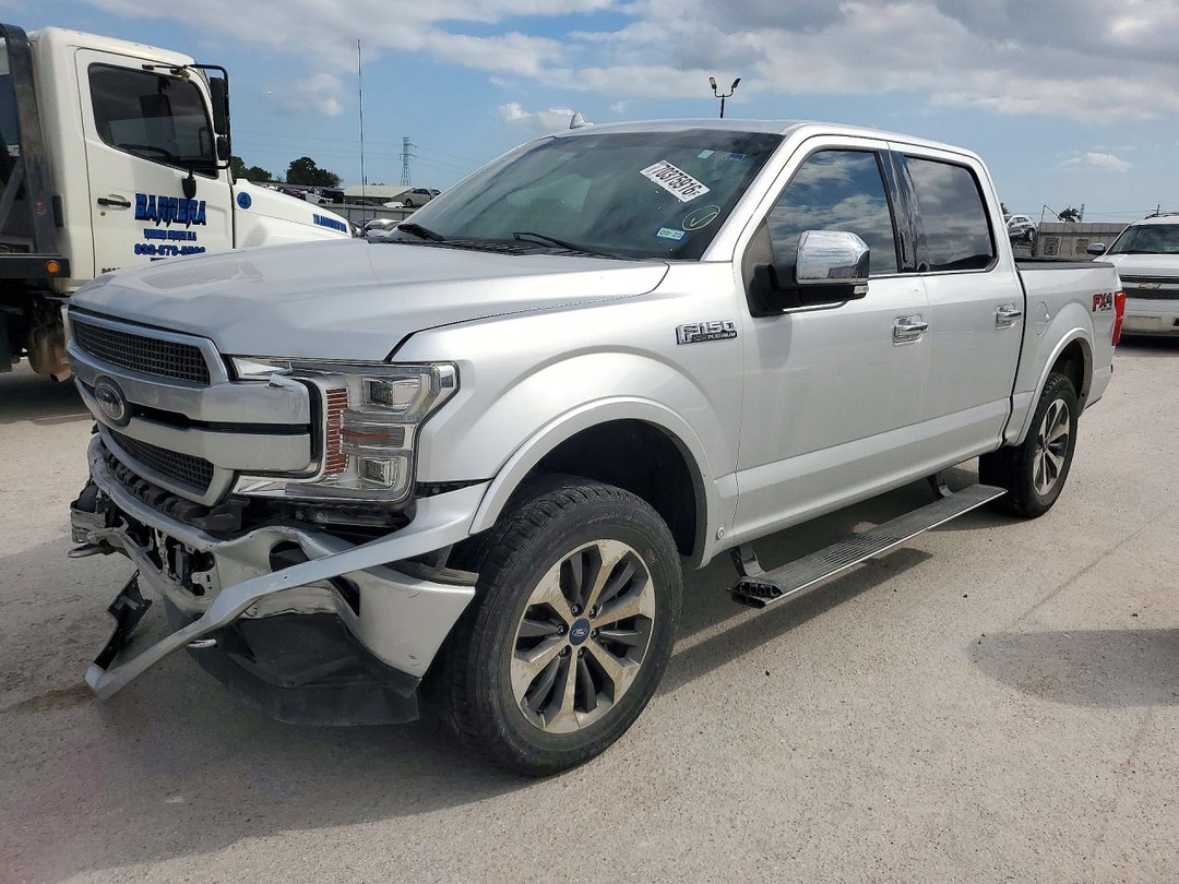 Vista de 2019 FORD F150 SUPERCREW, ángulo 1