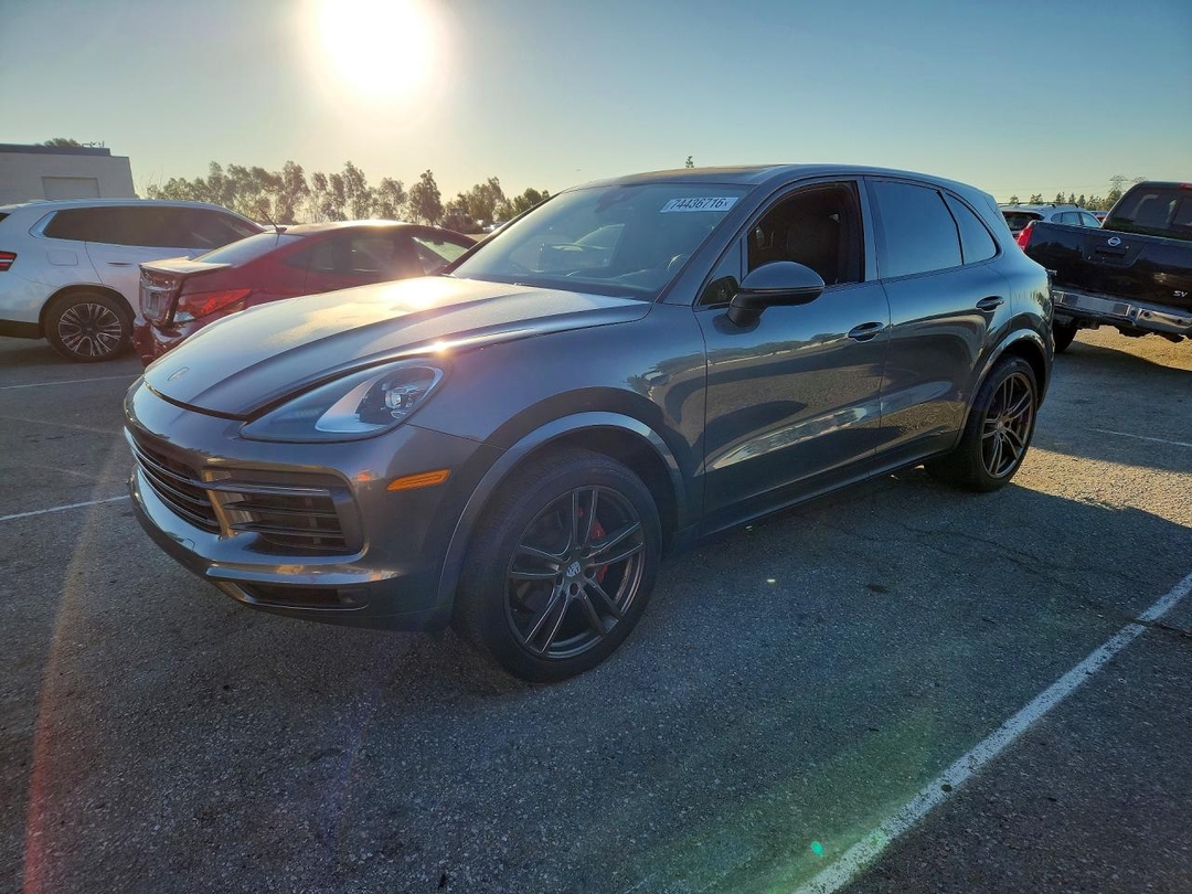 منظر 2019 PORSCHE CAYENNE، زاوية 1