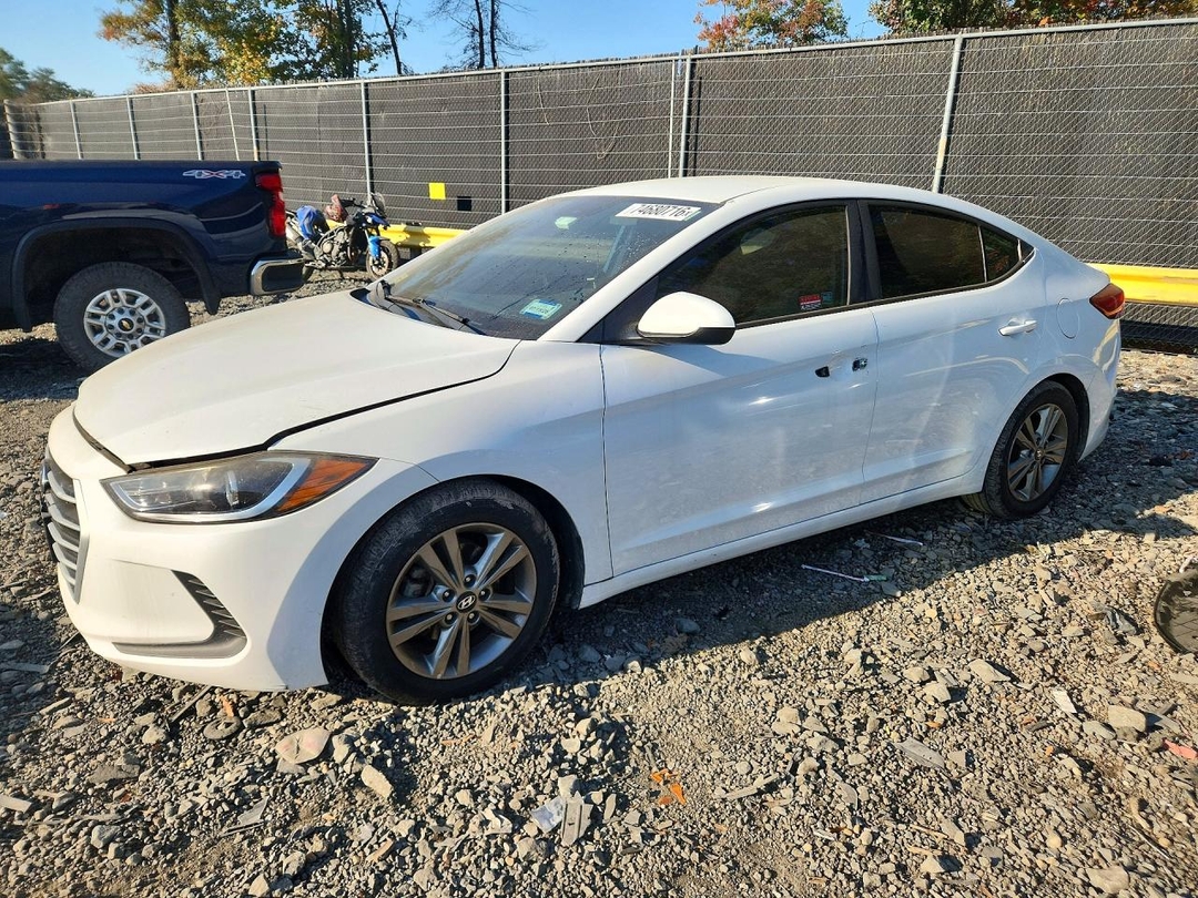 Vista de 2018 HYUNDAI ELANTRA SEL, ángulo 1