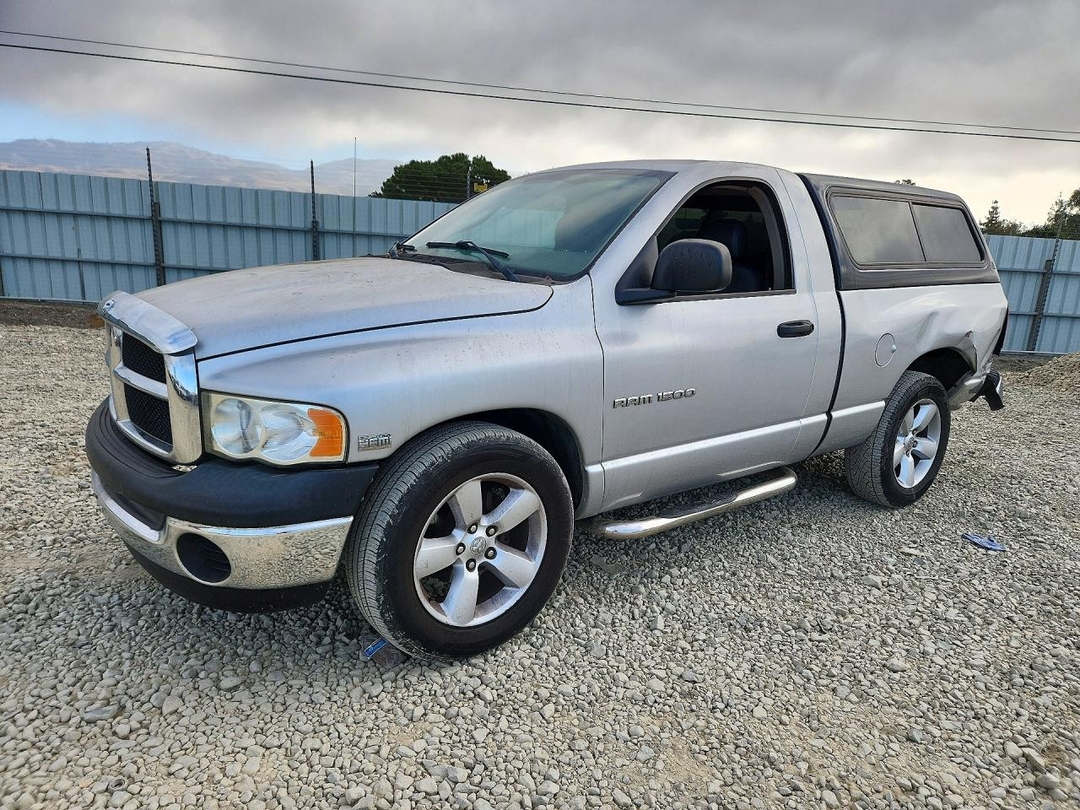 Vista de 2003 DODGE RAM 1500 ST, ángulo 1