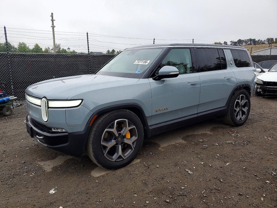 Вид 2024 RIVIAN R1S ADVENTURE, угол 1