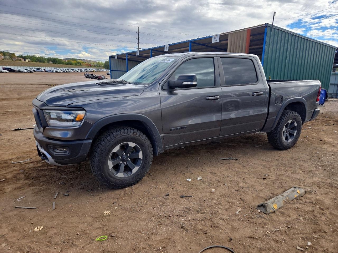 Vedere 2019 RAM 1500 REBEL, unghi 1