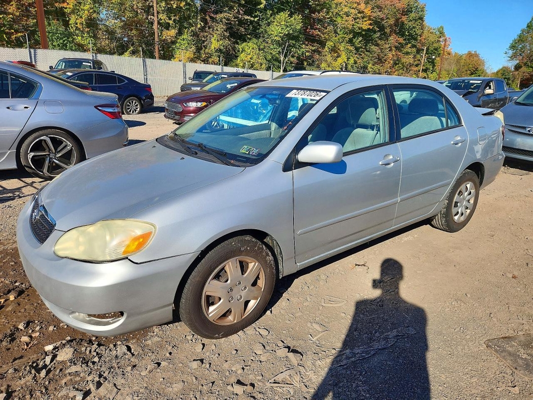 Vista de 2006 TOYOTA COROLLA CE, ángulo 1