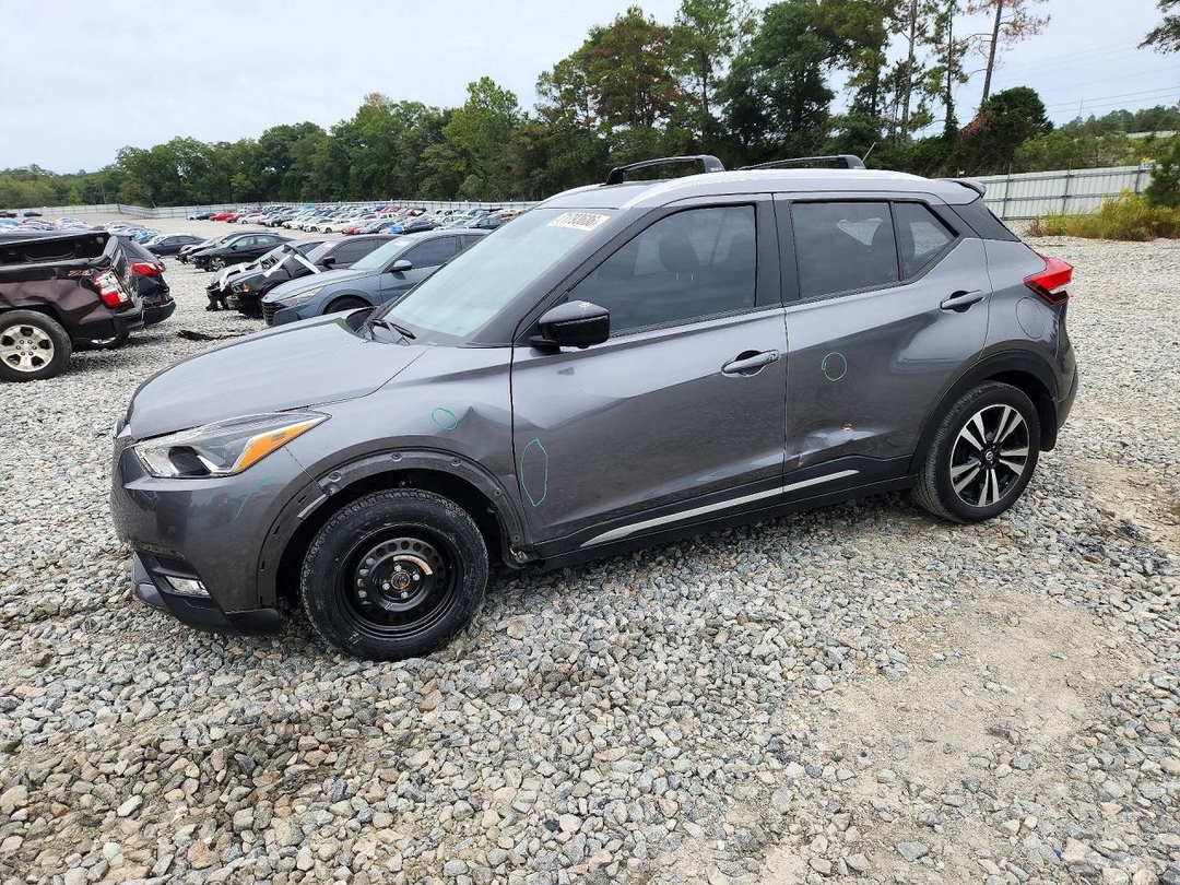 Vedere 2018 NISSAN KICKS SR, unghi 1