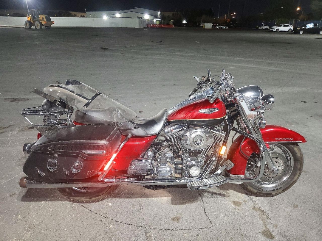 Вид 2007 HARLEY-DAVIDSON FLHRCI, угол 1
