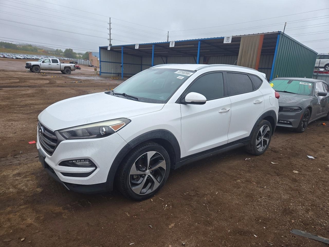 Vista de 2016 HYUNDAI TUCSON SPORT, ángulo 1