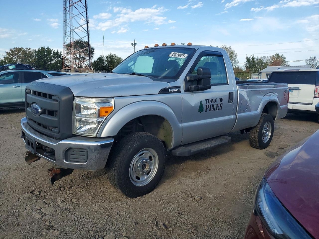 Vista de 2015 FORD F250 SUPER DUTY, ángulo 1