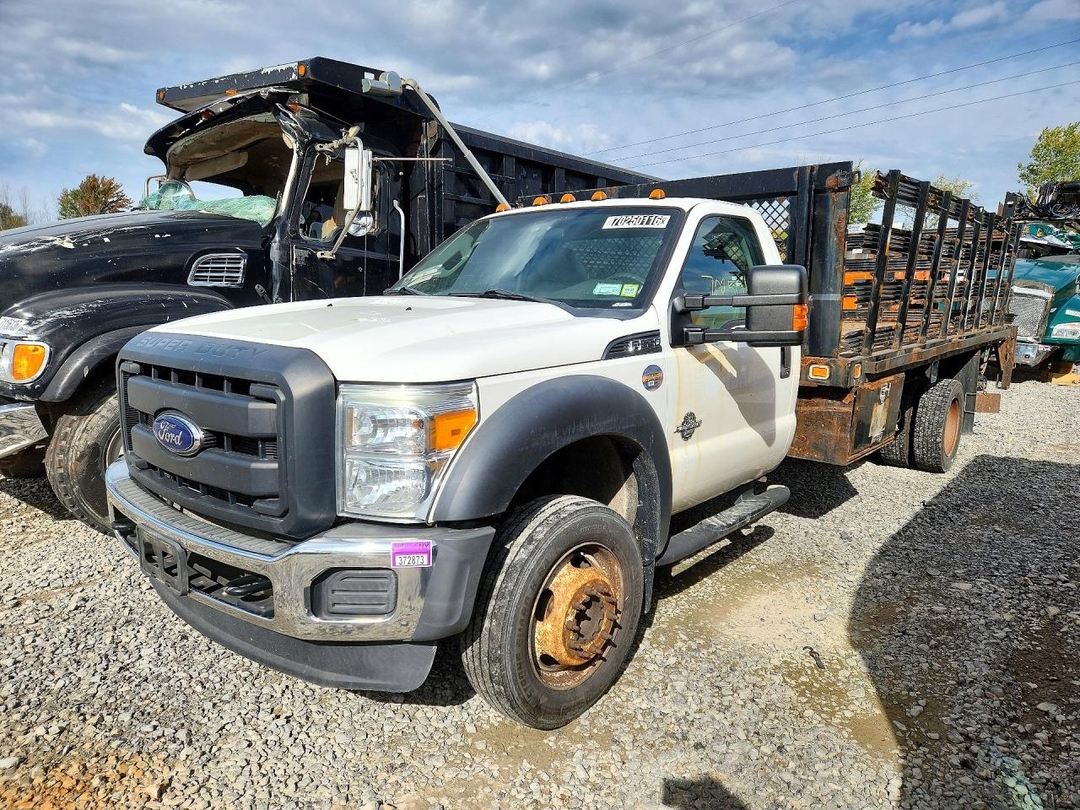 منظر 2016 FORD F550 SUPER DUTY، زاوية 1