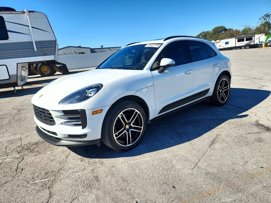 Vue de 2020 PORSCHE MACAN, angle 1