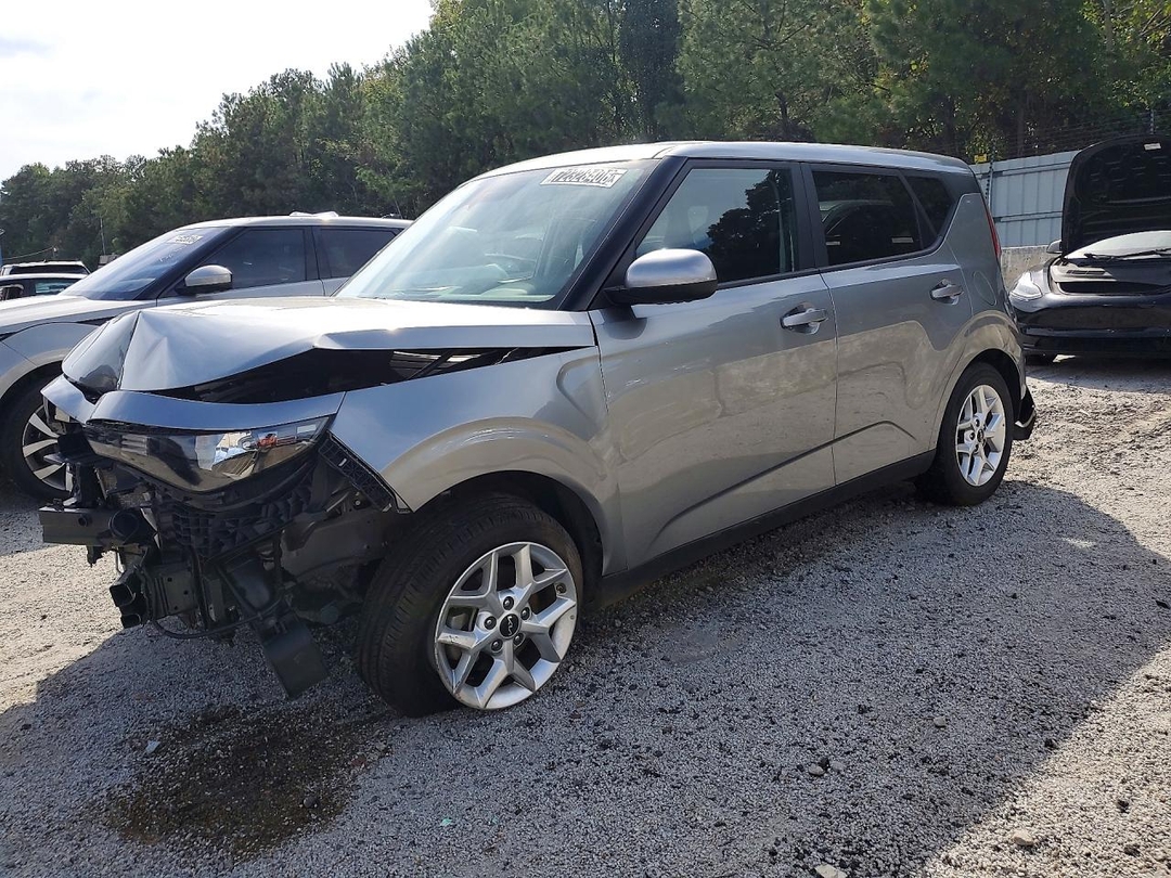 منظر 2025 KIA SOUL LX، زاوية 1