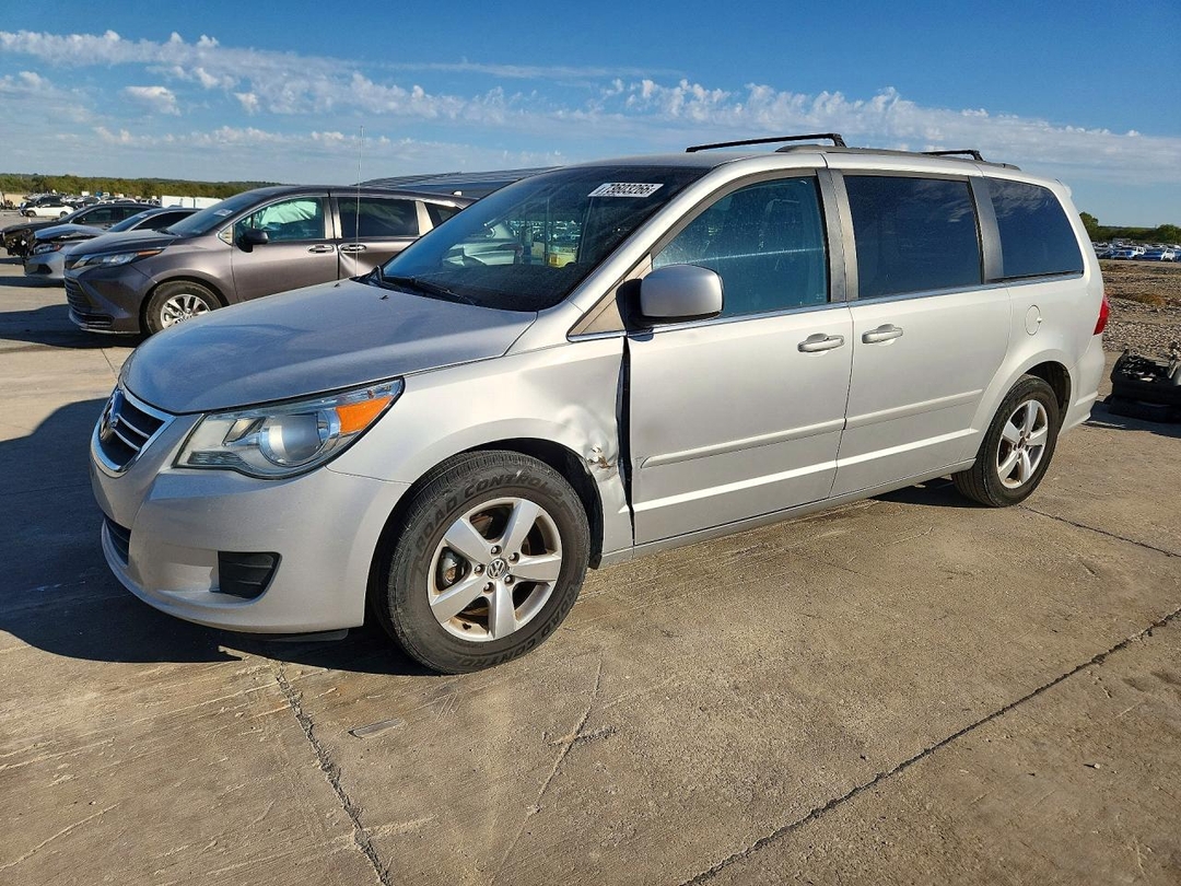 Вид 2011 VOLKSWAGEN ROUTAN SE, угол 1