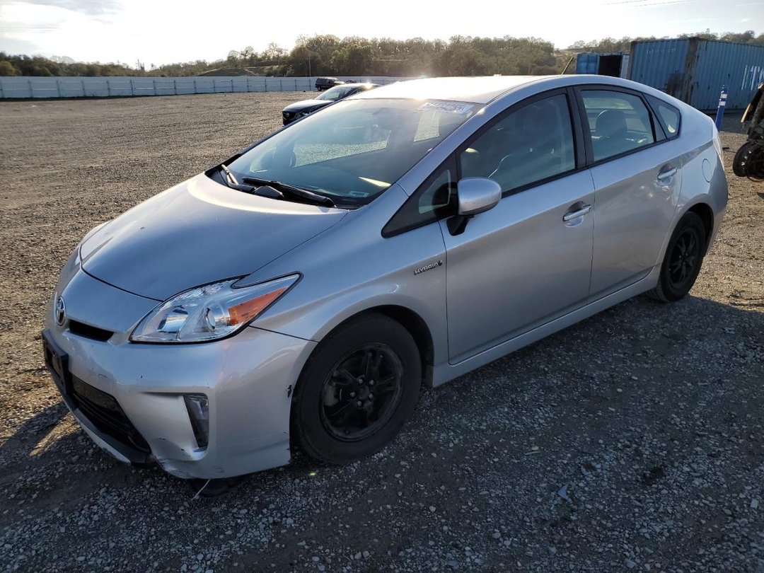 Вид 2015 TOYOTA PRIUS, угол 1