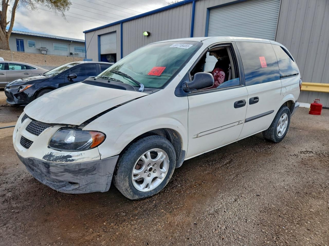 Vue de 2002 DODGE CARAVAN SE, angle 1
