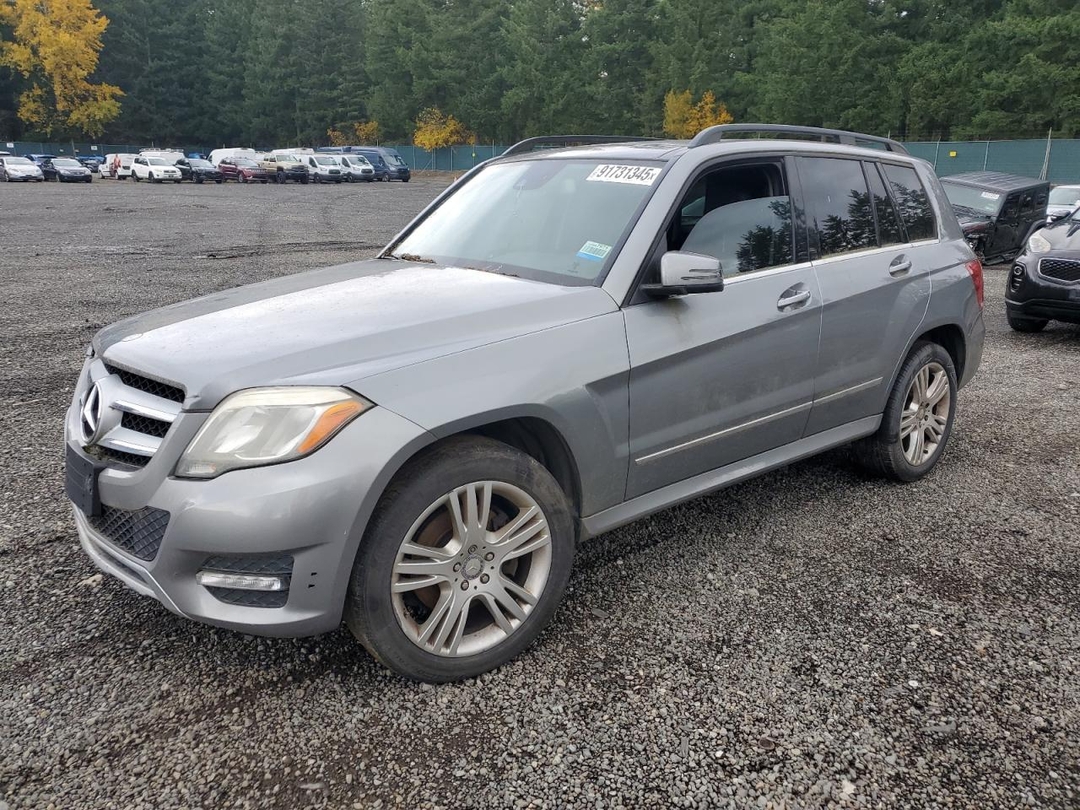 Vista de 2015 MERCEDES-BENZ GLK 250 BLUETEC, ángulo 1