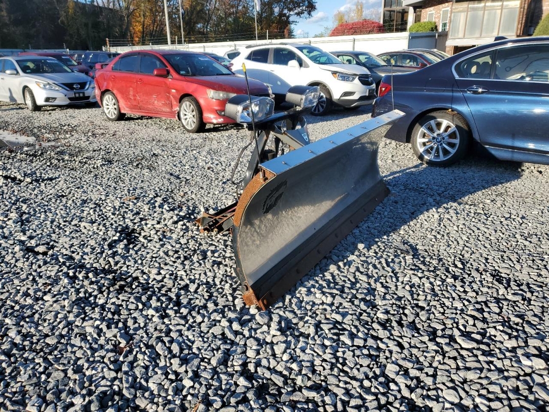 Вид 2000 FISH PLOW, угол 1