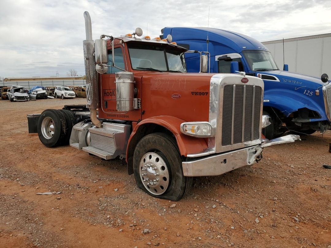 Vedere 2020 PETERBILT 389, unghi 1