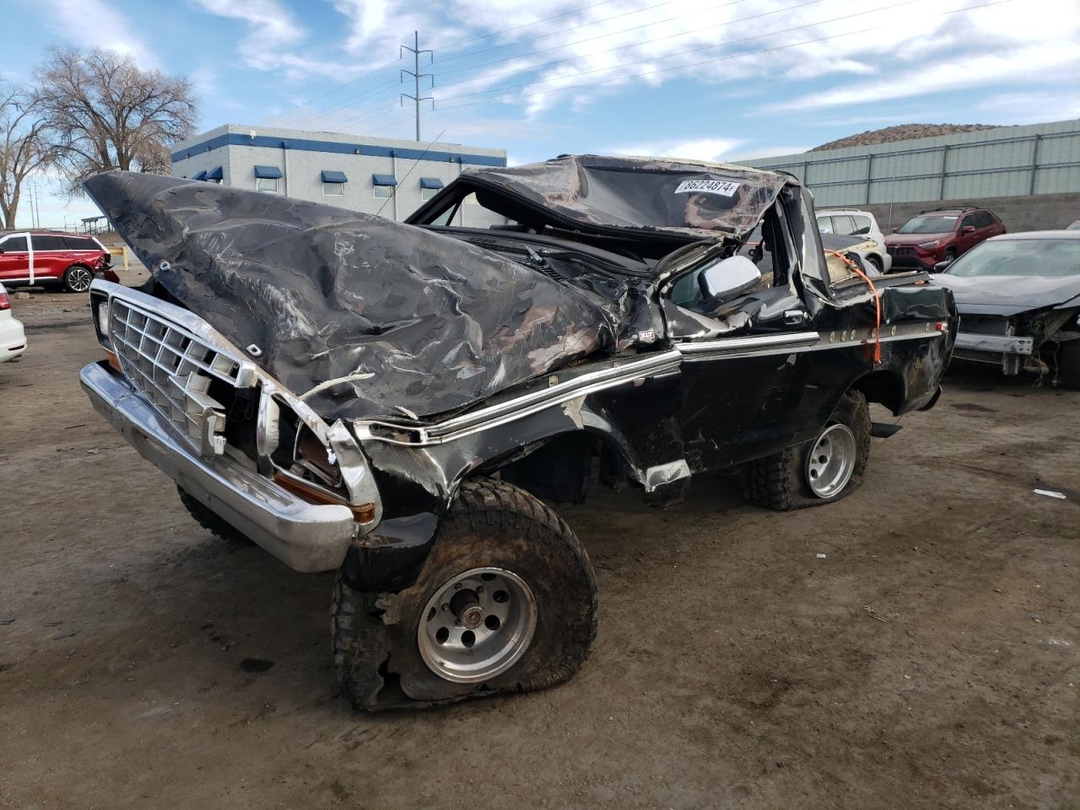 Вид 1979 FORD BRONCO, угол 1
