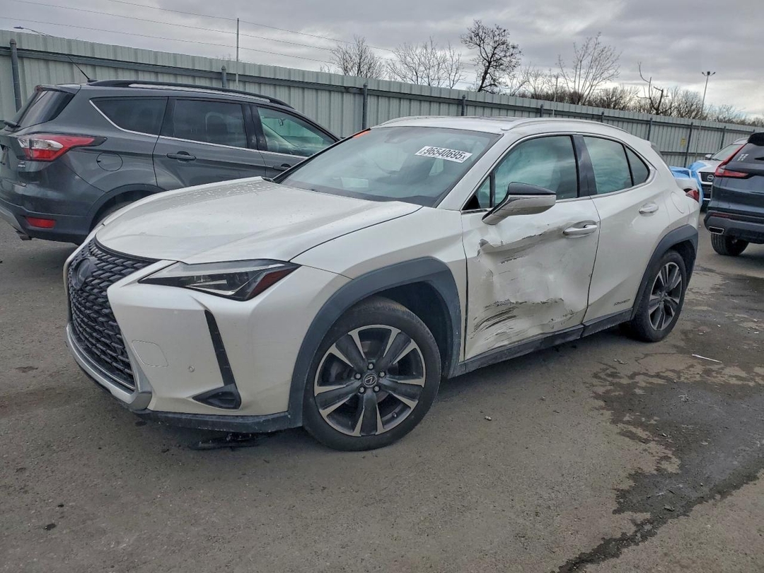 Vue de 2019 LEXUS UX 250H, angle 1