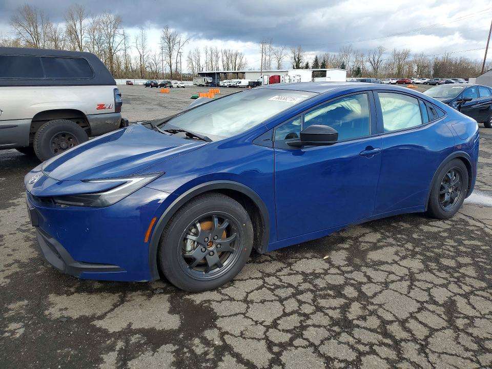 2023 TOYOTA PRIUS LE  