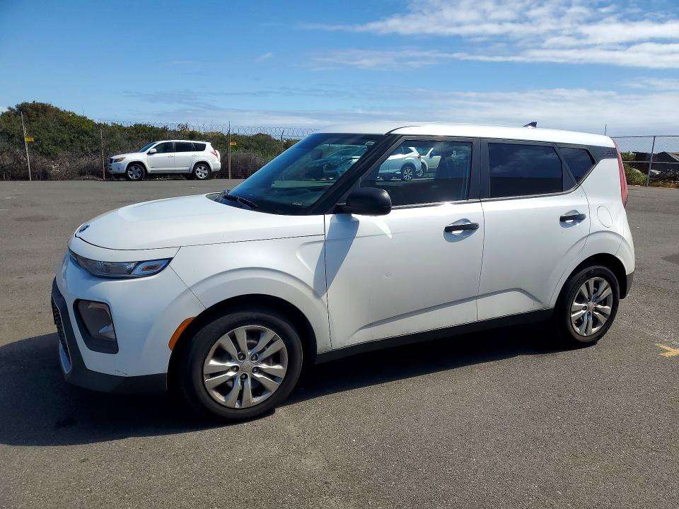 2020 KIA SOUL LX  