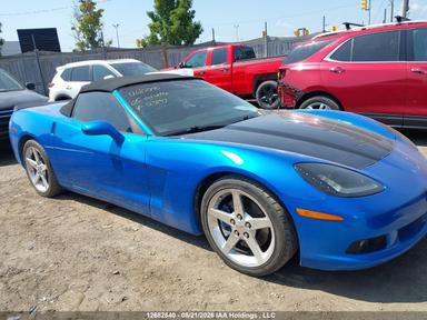 Vue de 2005 Chevrolet Corvette, angle 13