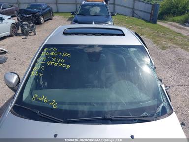 Vista de 2009 Volvo S40 2.4I, ángulo 17