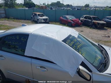 Vista de 2009 Volvo S40 2.4I, ángulo 21