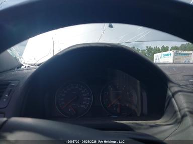 Vista de 2009 Volvo S40 2.4I, ángulo 7